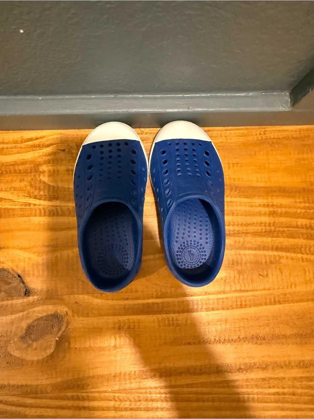 Native Shoes Jefferson Slip On Shoe | UV Blue- Size C7